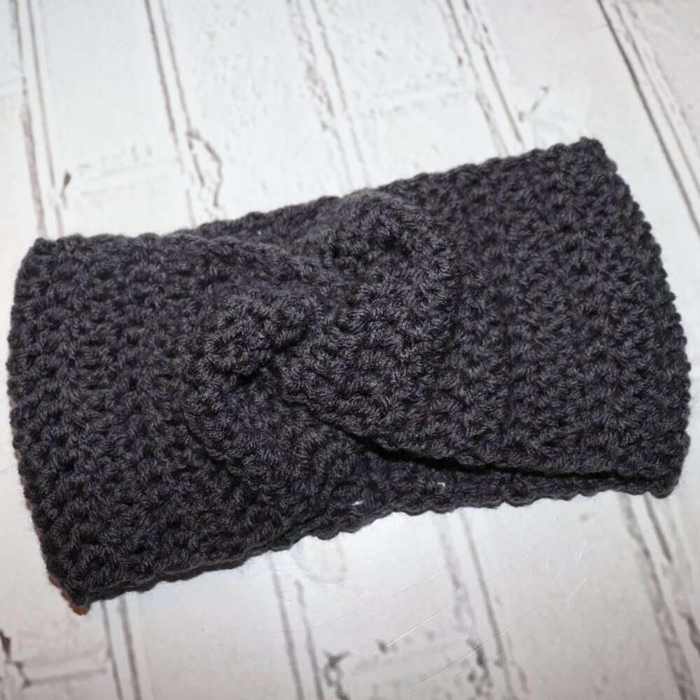 🌫️ Crochet Headband – Dark Gray · Handmade · One Size